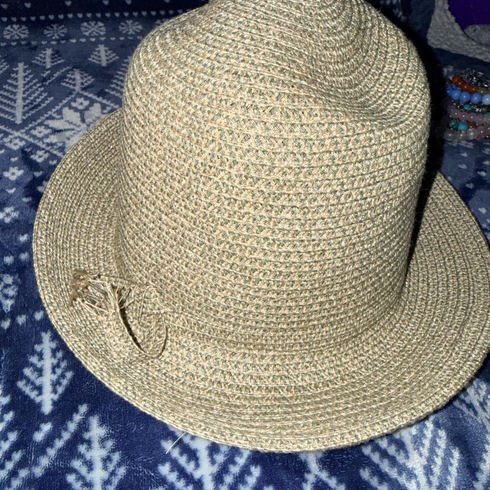 Stylish Tan Woven Hat